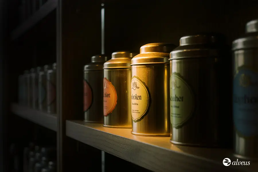 visual merchandising tea shop