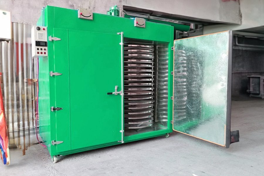 Charcoal drying of white tea