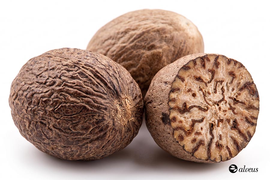 whole nutmeg